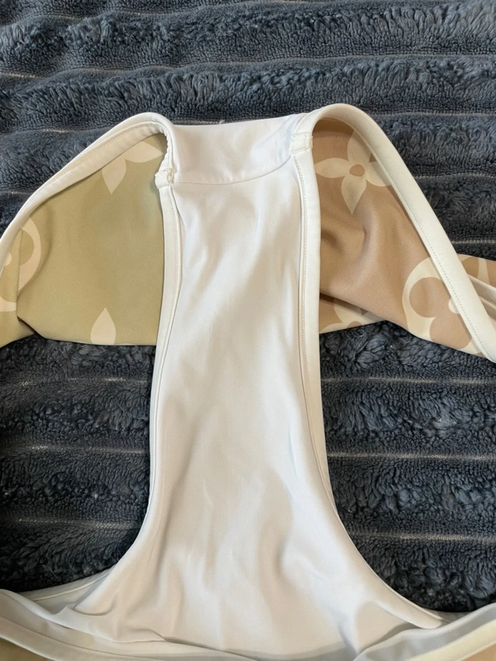 Authentic NWT Louis Vuitton Gradient Monogram Triangle Bikini Set Sz 40 US 8 - Picture 8 of 13
